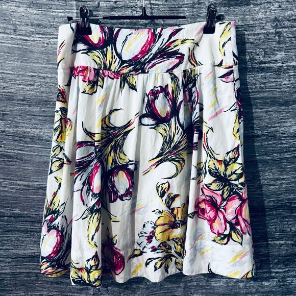 CAbi Dresses & Skirts - CAbi #469 Floral Afternoon in the Garden A Line Skirt Pleated White Women Size 2